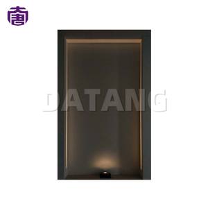 Lumière LED moderne pour rebord de fenêtre extérieur, idéale pour les complexes commerciaux, les balcons et l'éclairage paysager – En vente - Product Image 2