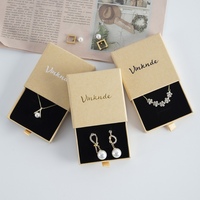 Boîte cadeau minimaliste à tiroir coulissant pour bijoux, boîte rigide en papier avec logo personnalisé en feuille d'or pour ensembles de bijoux, emballage pour boucles d'oreilles et colliers
