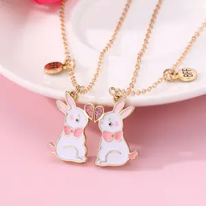 Animal Pendant Necklaces for Best Friends Rabbit Attractive Magnet Necklace Gold Plated Opp Bag Alloy Zhejiang Chains Friendship