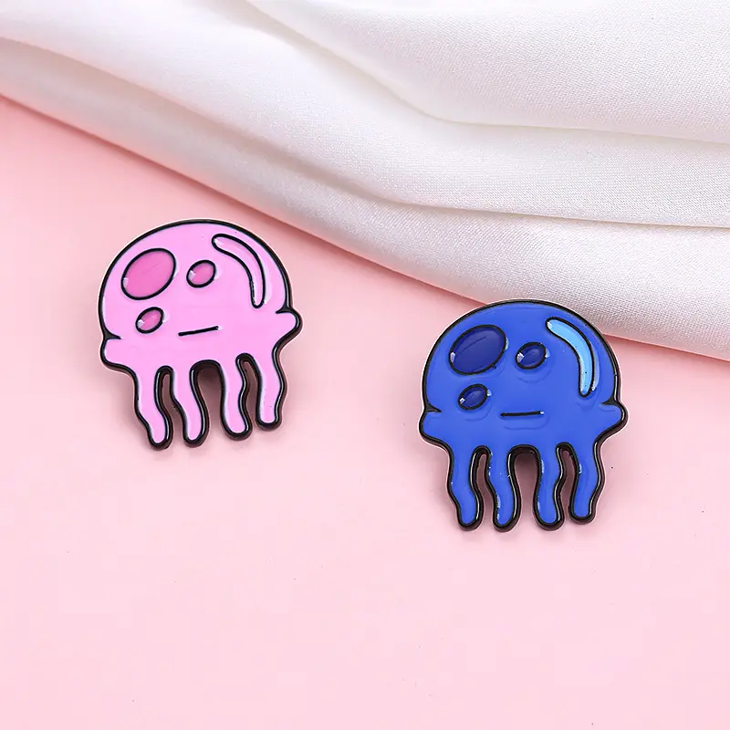 도매 디자이너 모자 칼라 옷 옷깃 귀여운 만화 해파리 공급 업체 제조 업체 사용자 정의 하드 소프트 에나멜 핀