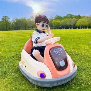 Auto tamponneuse électrique pour enfants, une voiture jouet à piles C'est une voiture jouet pour enfants avec télécommande pour un usage domestique - Product Image 2