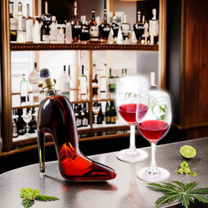 2025 <span class=keywords><strong>carafe</strong></span> en <span class=keywords><strong>cristal</strong></span> de <span class=keywords><strong>luxe</strong></span> avec couvercle en verre conception de chaussures à talons hauts modernes pour <span class=keywords><strong>carafe</strong></span> de cadeau d'affaires <span class=keywords><strong>whisky</strong></span> et <span class=keywords><strong>whisky</strong></span> - Product Image 6