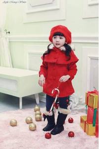เสื้อคลุมเด็กผู้หญิงสีแดงแฟนซีขายส่งสำหรับฤดูหนาว - Product Image 3