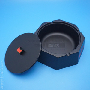 Cendrier en métal Marlboro avec couvercle, noir mat, forme géométrique ronde, pour usage au bureau, cadeau d'affaires - Product Image 2