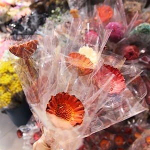 Chrysanthèmes séchés préservés, 10 tiges, pour décoration maison, mariage, Pâques, vente en gros personnalisée, directement de l'usine - Product Image 2