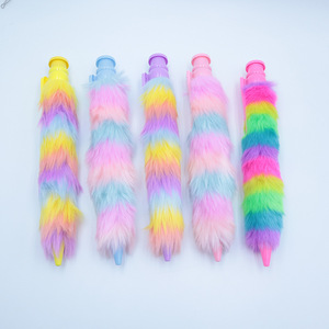 Simpatica Penna a Sfera in Plastica con Orecchie di Coniglio in Paillettes, Penna Creativa Colorata Tie-Dye per Studentesse, Antistress - Product Image 3