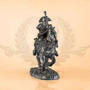 Materiale del metallo Nero Equestre Horse Statua Ornamenti In Metallo Spada Cavalleria Awards - Product Image 4
