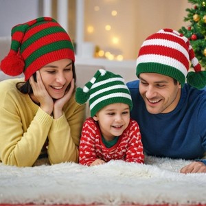 Bonnet tricoté <span class=keywords><strong>SheIn</strong></span> best-seller transfrontalier pour Noël, automne/hiver, à rayures, avec pompon, en polyester, chaud, pour les fêtes - Product Image 1