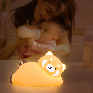 Lampe de chevet LED tactile rechargeable en silicone en forme de panda rouge, lampe de chevet USB pour chambre d'enfant, décoration de maison adorable - Product Image 2