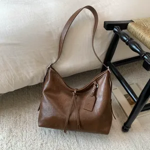 L'Ultima Borsa all'Ingrosso con Tracolla, Grande Capacità, Ultima Tendenza della Moda - Product Image 4