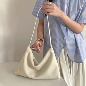 Bolsa Hobo Minimalista de Couro Macio com Zíper 2026 Nova Casual Versátil de Grande Capacidade em Couro Genuíno para Mulheres - Product Image 4