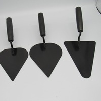 Vente en gros d'outils de truelle de maçonnerie de construction Manche en bois Truelle de maçonnerie Couteau de maçonnerie en forme de pêche de style russe