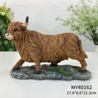 Kerajinan Resin Kartun Patung Sapi Highland Skotlandia yang Lucu Ornamen Resin Sapi Highland untuk Dekorasi Taman Hadiah Perayaan