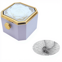 Boîte à bijoux octogonale rotative personnalisée avec rose éternelle et collier gravé - Cadeau de la Saint-Valentin et de Noël - Dropshipping