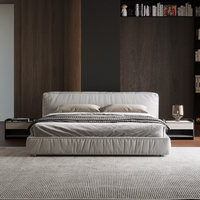 Lit double minimaliste italien en forme de bloc de tofu |   Cadre en bois de pin et cuir véritable haut de gamme 1,8 m pour chambre principale de villa HC019 Fabriqué en Chine