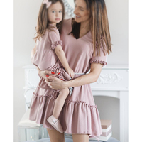 Compre una amplia gama de la princesa vestidos de la hija de mamá al por  mayor en línea - Alibaba.com