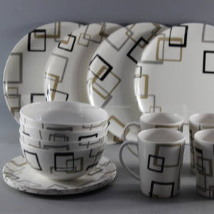 Juego de cena de camping de <span class=keywords><strong>melamina</strong></span> de <span class=keywords><strong>16</strong></span> <span class=keywords><strong>piezas</strong></span> <span class=keywords><strong>Vajilla</strong></span> de picnic al aire libre fácil de llevar - Product Image 4