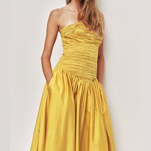 Robe midi sans bretelles pour femme de haute qualité, col droit, dos ajusté avec fermeture éclair, robe midi douce pour femmes - Product Image 1