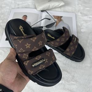 Sandalias <span class=keywords><strong>de</strong></span> Mujer con Diseño Floral <span class=keywords><strong>de</strong></span> Satén, Estilo Slip-On, para Playa, <span class=keywords><strong>Verano</strong></span>, Logotipo Personalizado, Alta Calidad, Nuevos Estilos <span class=keywords><strong>de</strong></span> Moda 2025 - Product Image 1
