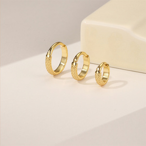 Boucles d'oreilles créoles en argent sterling S925 plaqué or 18 carats, forme C, minimalistes, cercle ouvert, pour femmes, vente en gros - Product Image 1