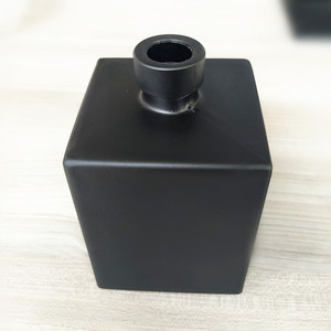 500Ml Vuông Shape Rắn Màu Đen Glass <span class=keywords><strong>Diffuser</strong></span> Chai - Product Image 3