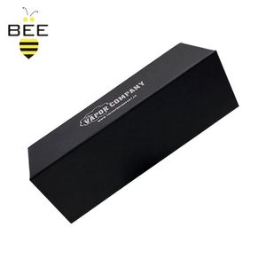 Emballage en carton pour vêtements de luxe avec logo personnalisé Boîtes rigides 2 pièces avec base de couvercle amovible dans des boîtes en papier or argent - Product Image 6