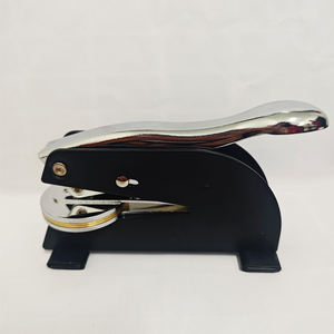 <span class=keywords><strong>Sello</strong></span> <span class=keywords><strong>de</strong></span> Relieve Manual <span class=keywords><strong>de</strong></span> Acero Inoxidable <span class=keywords><strong>de</strong></span> Gran Tamaño Personalizado GAOSI para Uso en Oficina, Libros, Sobres, Servilletas y Certificados - Product Image 2