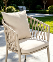 Tables et chaises d'extérieur modernes et minimalistes en alliage d'aluminium pour balcons, cours, villas, cafés, salons de thé, jardins