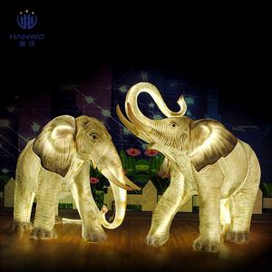 Esculturas de animales de fibra de vidrio transparentes luces LED para uso en exteriores, impermeables y adecuadas para patios y jardines. - Product Image 5