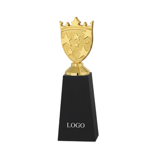 Trofeo deportivo metálico de primera calidad diseñado para torneos, campeonatos y momentos de victoria con una calidad excepcional. - Product Image 1