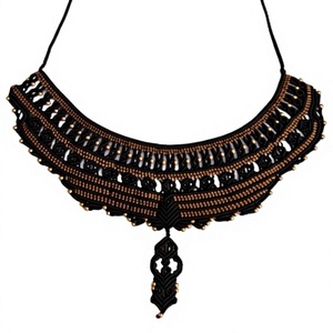 Collar de Macramé Negro Hecho a Mano, Collar con Cuerda Chapada en Oro, Estilo Vintage Boho Étnico, Joyería al por Mayor, Creaciones Hari Om - Product Image 1