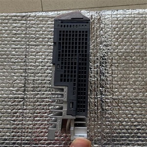 ไดรเวอร์เซอร์โวมอเตอร์มิตซูบิชิ MR-J4-40B AC 230V สำหรับควบคุมอุตสาหกรรม ใช้กับงานเครื่องจักรกล - Product Image 1