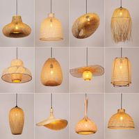Lampe suspendue d'intérieur en bambou faite à la main Lustre contemporain en bambou et rotin Lampe suspendue tissée à la main pour restaurant