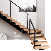 Système de garde-corps de véranda au design moderne avec câbles noirs, balustres en acier inoxydable pour balcon et escalier