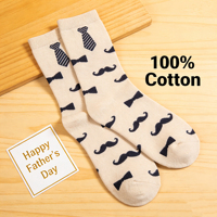 CMAX OEM Cadeaux d'anniversaire Papa Homme Mari Grand-père Fête des Pères Meilleur Papa de Tous les Temps Chaussettes en Coton Drôles Rayées Simples Personnalisées