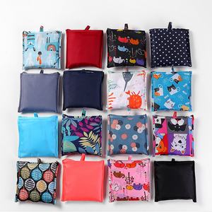 Bolsas de Mano Plegables Personalizadas al por Mayor, Bolsas de Compras de Poliéster RPET Impresas con Patrón de Letras, Color Personalizado - Product Image 4