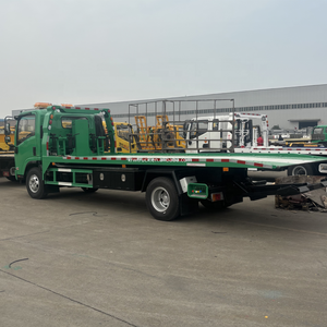 Nouveau camion de remorquage à plateau Isuzu 4x2, transmission manuelle diesel, compatible Euro IV, capacité de levage de 4 à 5 tonnes pour le récupération de véhicules - Product Image 5