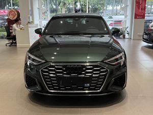 รถยนต์มือสอง <span class=keywords><strong>Audi</strong></span> <span class=keywords><strong>A3</strong></span> Sportback 35 TFSI Progressive Sport ปี <span class=keywords><strong>2022</strong></span> รุ่นหรูหราแบบแฮทช์แบ็ก สำหรับส่งออก - Product Image 2