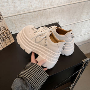 WETKISS 2026 Chaussures à plateforme haute et semelle épaisse pour femme, en cuir brillant clouté, style Derby, Creepers, à lacets, Mocassins pour femme - Product Image 3