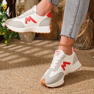 Baskets confortables à lacets pour femmes, chaussures décontractées légères, polyvalentes, pour le skateboard, la course à pied, les entraînements et les mocassins, pour toutes les saisons - Product Image 3