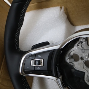 พวงมาลัยสไตล์สปอร์ตแบบกำหนดเองระดับไฮเอนด์สำหรับรถยนต์ Volkswagen <span class=keywords><strong>VW</strong></span> Golf 6 7 6R MK6 MK7 MK7.5 GTI <span class=keywords><strong>Jetta</strong></span> Passat CC - Product Image 5