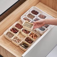 Boîte à épices moderne et écologique sans BPA à 9 compartiments, plateau de rangement transparent et portable pour fruits et collations avec couvercle et poignée