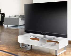 ทีวี OLED สีดำขนาด 65 นิ้ว 4K UHD พร้อมระบบเสียงและอัตราการรีเฟรช 1300Hz - Product Image 1