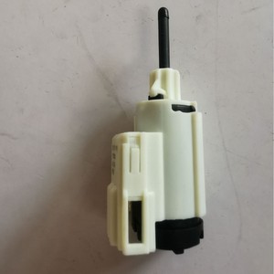 Interrupteur d'embrayage Volkswagen 8E0927189B 1J0927189 pour Jetta King B5, pièce de rechange en plastique, neuf - Product Image 1