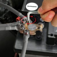 Conectores de Terminales de Batería para Automóvil, 2 Piezas, 4 Vías, Desconexión Rápida, Compatibles con Postes Tipo A SAE/JIS para Autos y Camionetas