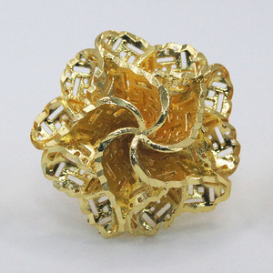 चीन फैक्टरी खोखले Lotusr आकार 18k 24k सोना मढ़वाया खोलने की अंगूठी अरब कंबोडिया शादी की सगाई के गहने - Product Image 3