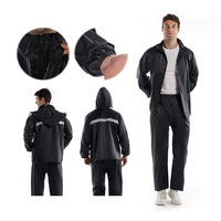Veste de plein air en polyester pour hommes veste d'équitation randonnée unisexe à capuche imperméable football veste de pluie pour adulte