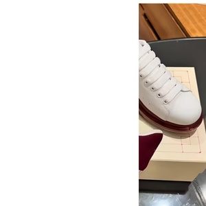 Sneakers de luxe en cuir blanc avec talon rouge vin et coussin d'air, chaussures décontractées à semelle rouge transparente augmentant la taille - Product Image 3