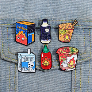 创意卡通方便面饮料胸针徽章超辣火拉面钙质珐琅翻领别针 - Product Image 6