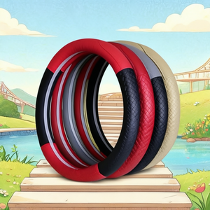 Funda para Volante Negra con Línea Roja, Agarre de Cuero, Ajuste Universal - Product Image 3